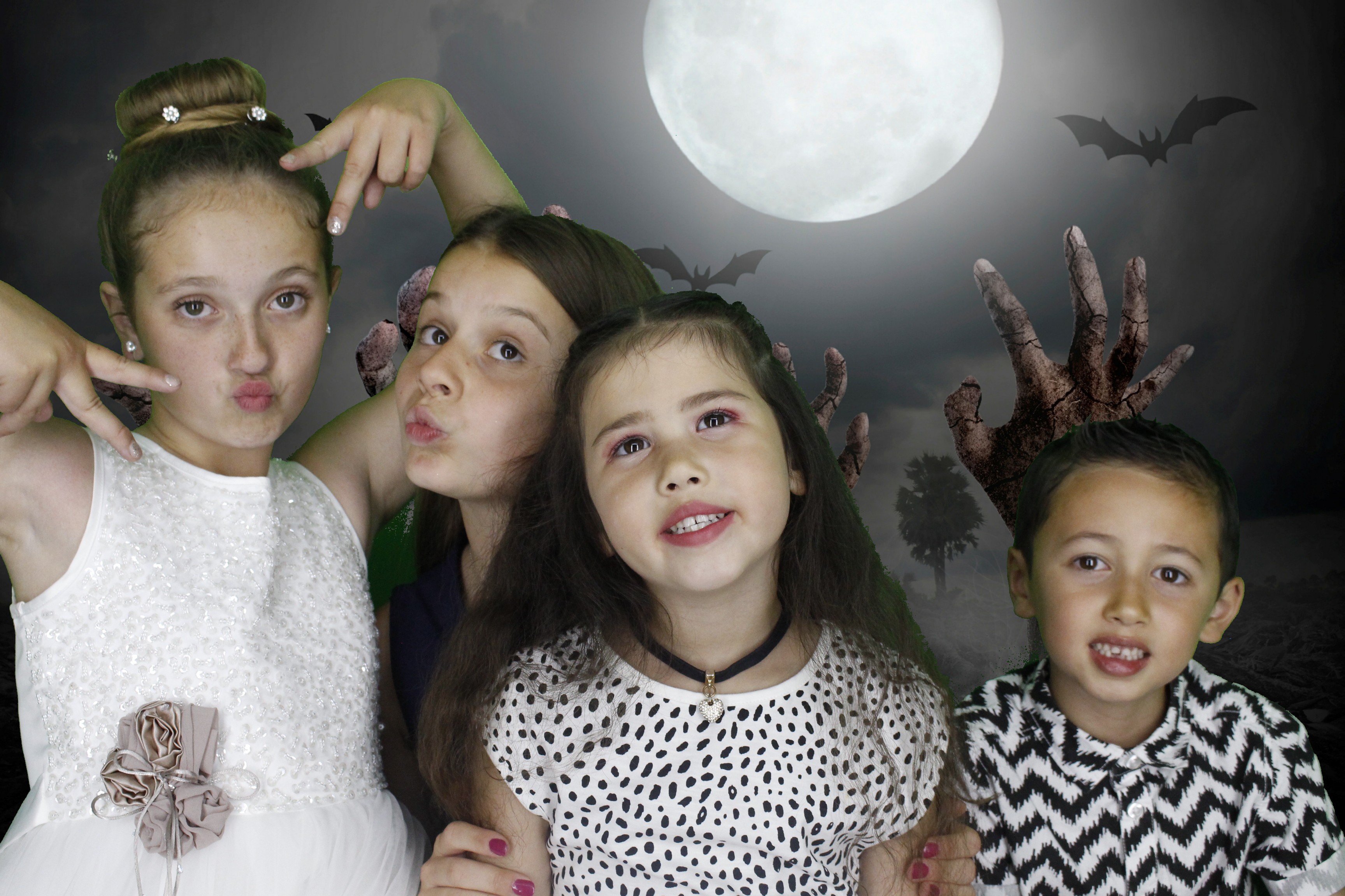 Hollie Mills | View more photos from the event at gallery.myphotoboothexperience.co.uk/u/MyPhotoBoothExperienceLtd/Hollie-Mills